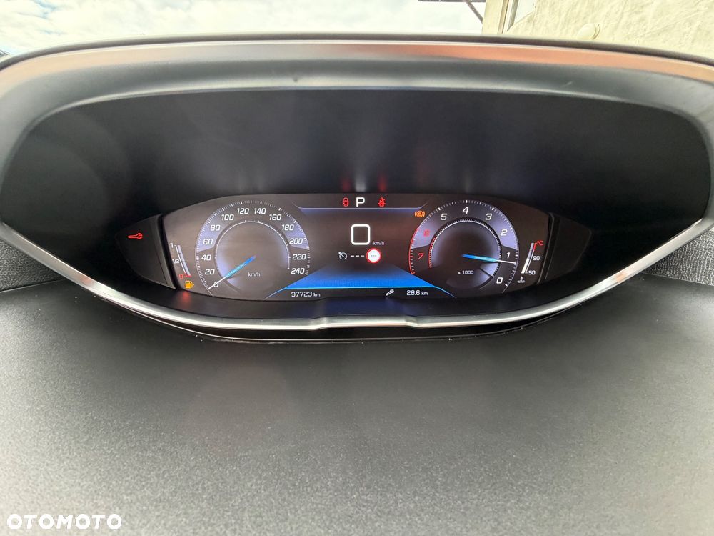 Peugeot 3008 PureTech 130 Stop & Start GPF EAT8 Allure - 19