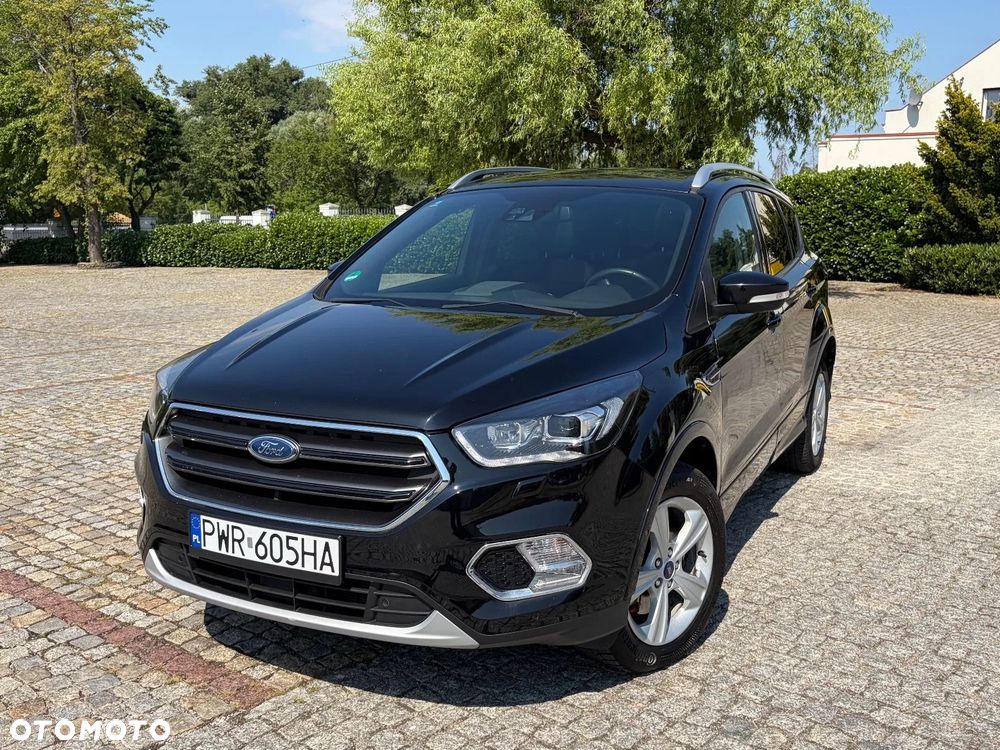 Ford Kuga 1.5 EcoBoost 4x4 Black & Silver - 35
