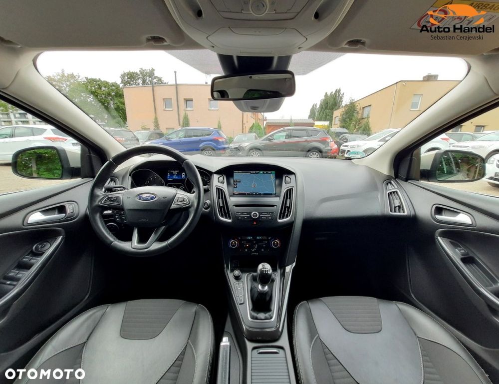 Ford Focus 1.5 EcoBoost STart-Stopp-System TITANIUM - 5