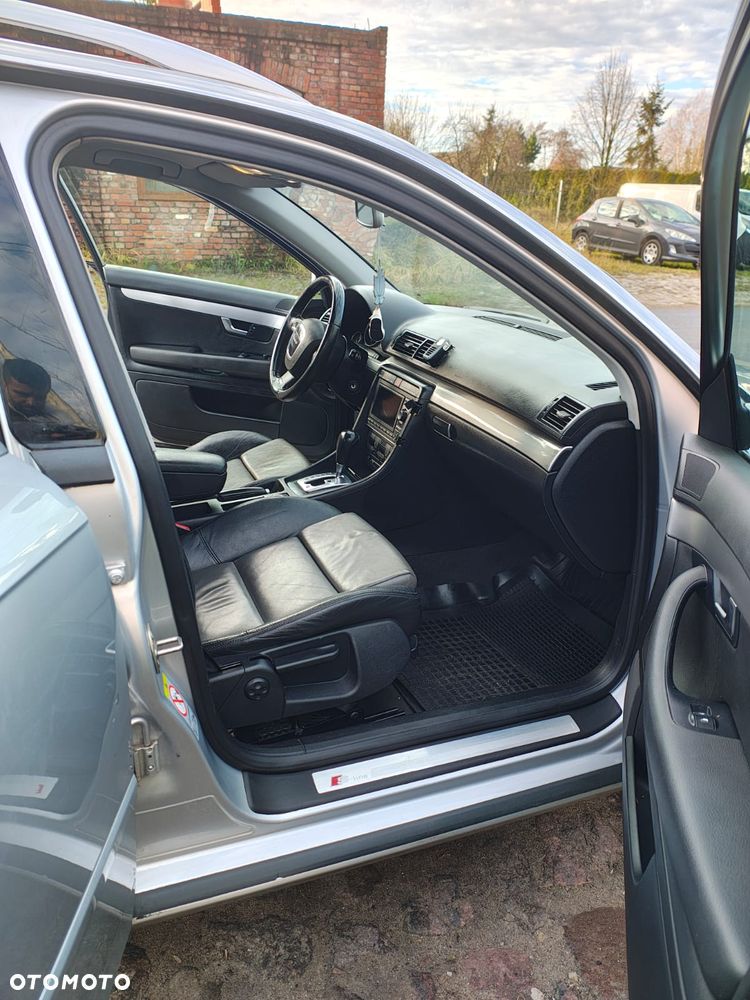 Audi A4 Avant 2.0 TDI DPF multitronic - 13