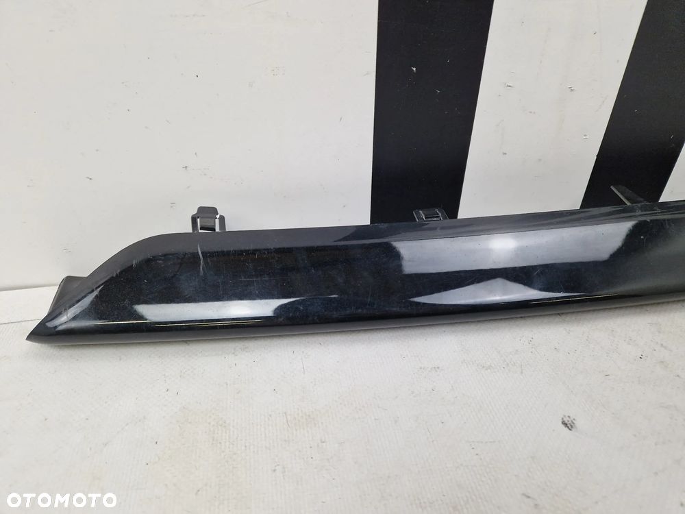 Listwa przedniego zderzaka Fiat 500 ABARTH LIFT FL - 2