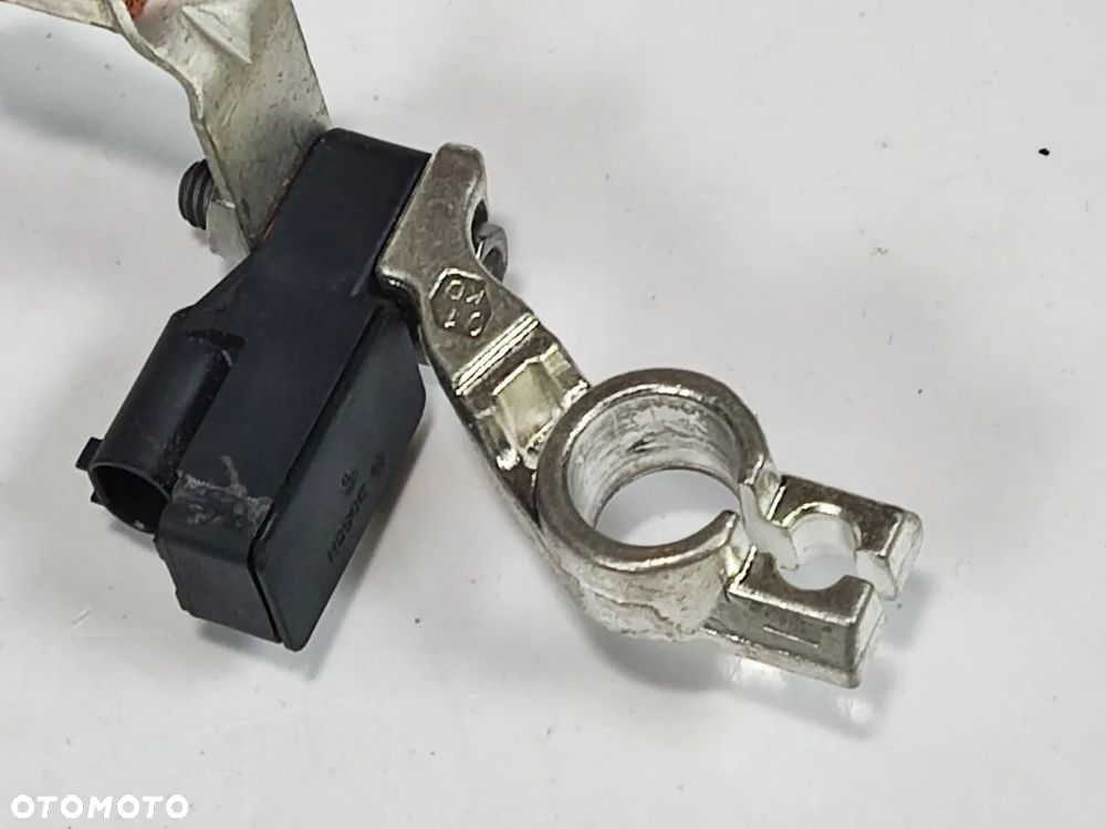 TOYOTA CAMRY 2.5h 19-24r Klema - 3