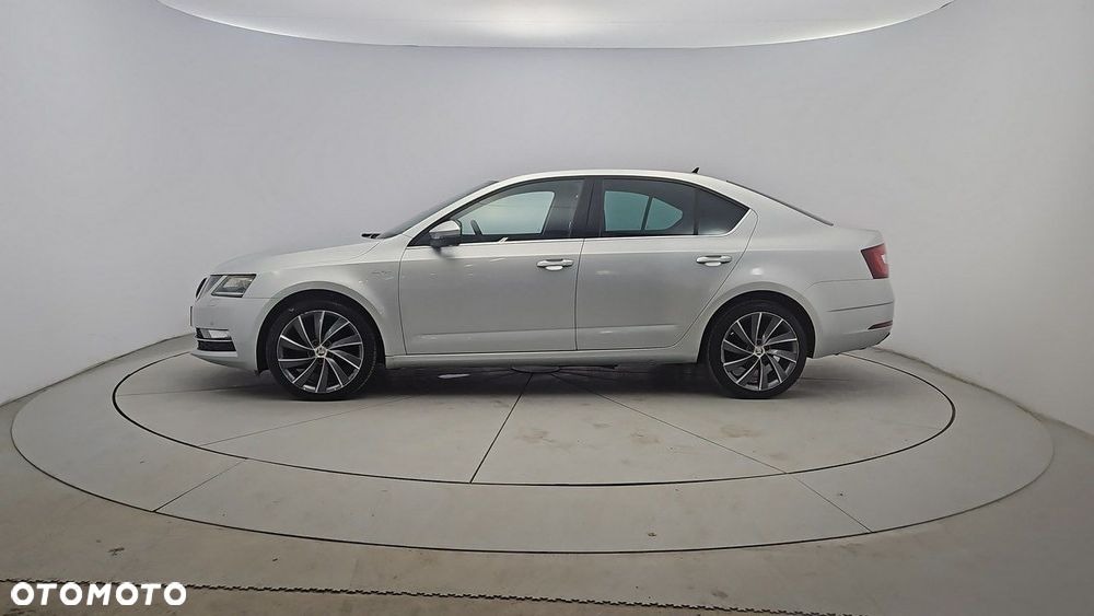 Skoda Octavia - 2