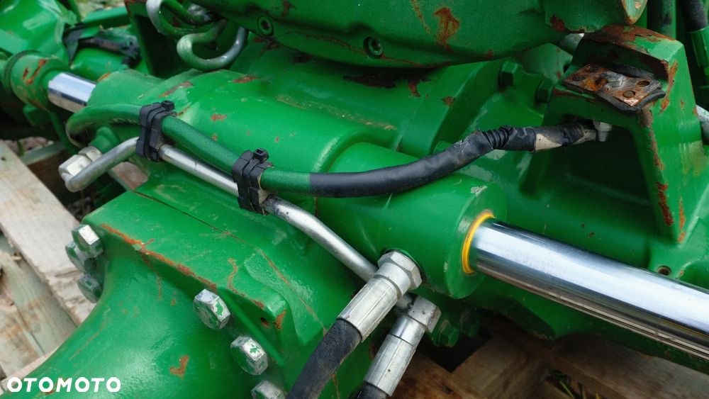 Most do traktora john deere 6120/6220/6230/6330 typ730 model AL 226639 - 4