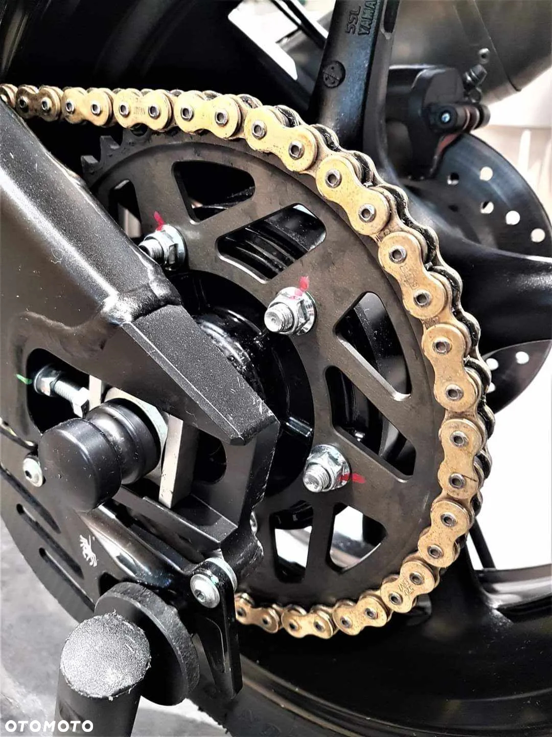 Yamaha R6 - 12