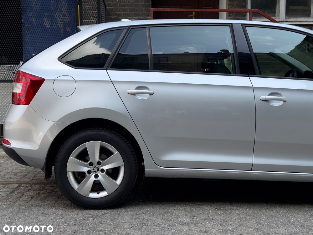Skoda RAPID 1.2 TSI Ambition - 10