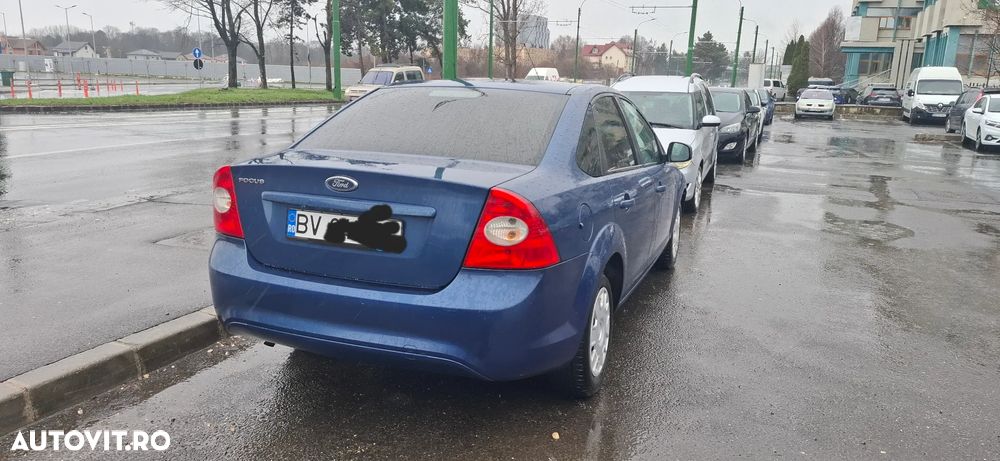 Ford Focus 1.6i Trend - 5