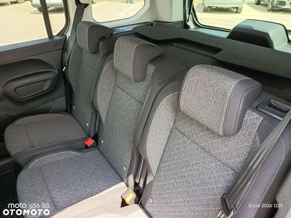 Opel COMBO - 15