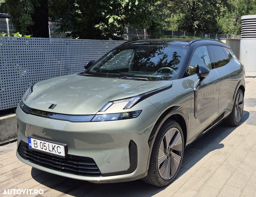 Lynk&Co 08 - 3