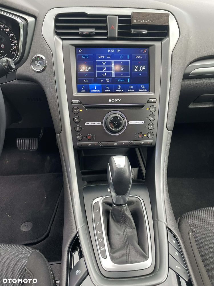 Ford Mondeo 2.0 EcoBoost Titanium - 8