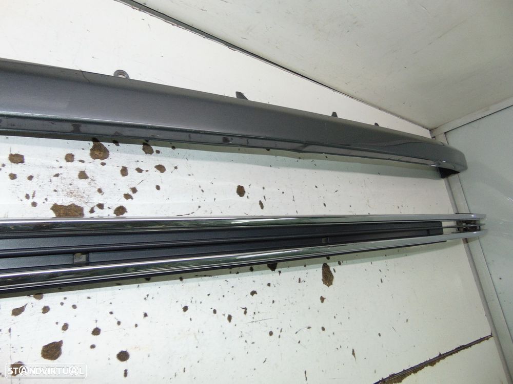 Mazda 2200 grelha/Frente de chapa - 6