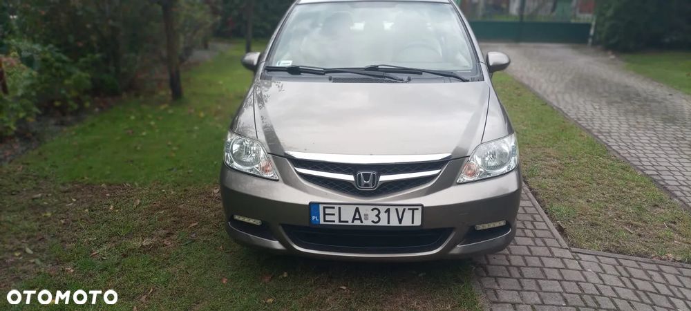 Honda City 1.4 Comfort - 4