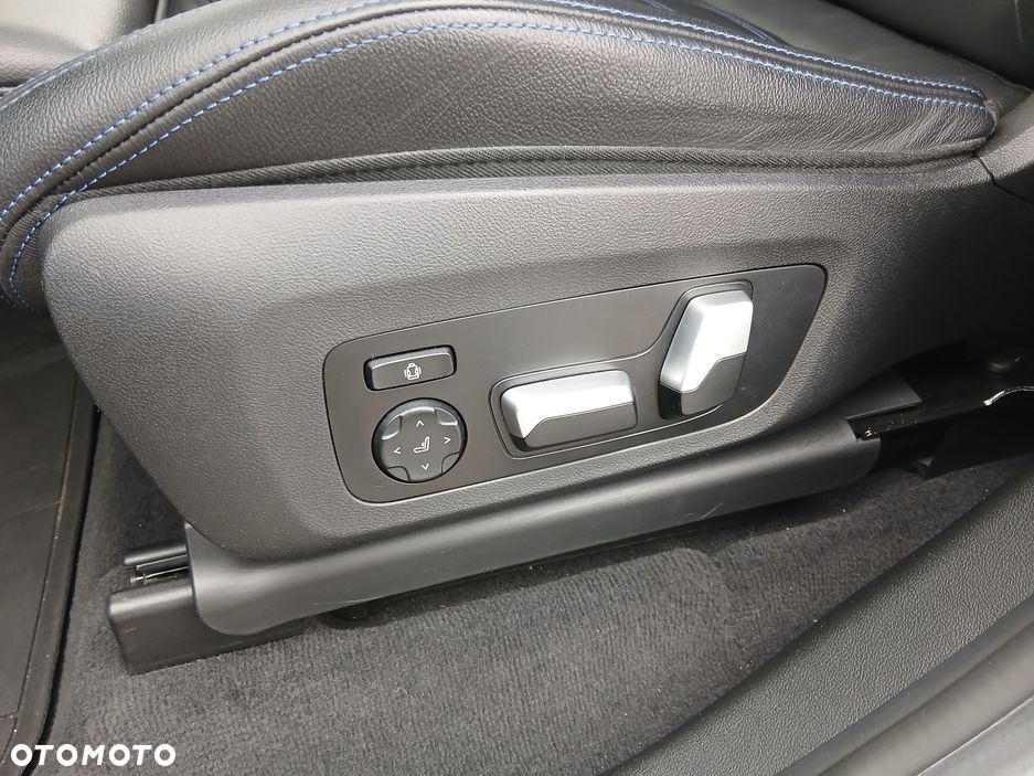 BMW X3 xM40d mHEV - 8