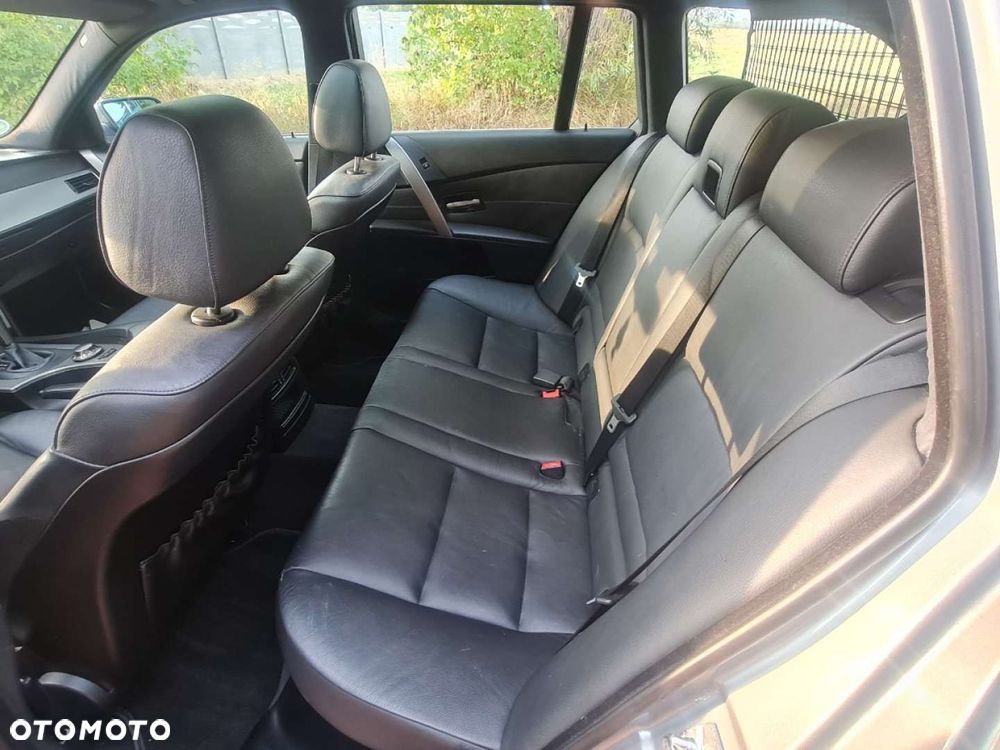 BMW Seria 5 - 16