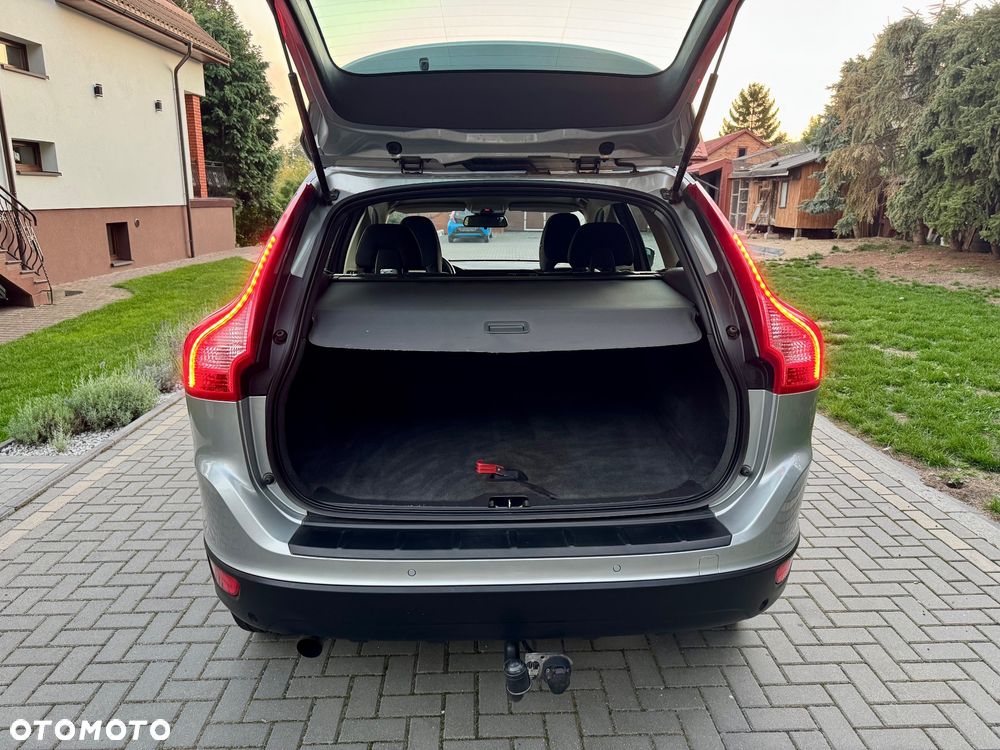 Volvo XC 60 D4 Geartronic Momentum - 10