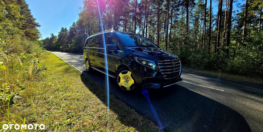 Mercedes-Benz Klasa V 300 d 4-Matic 9G-Tronic Exclusive (d³ugi) - 25