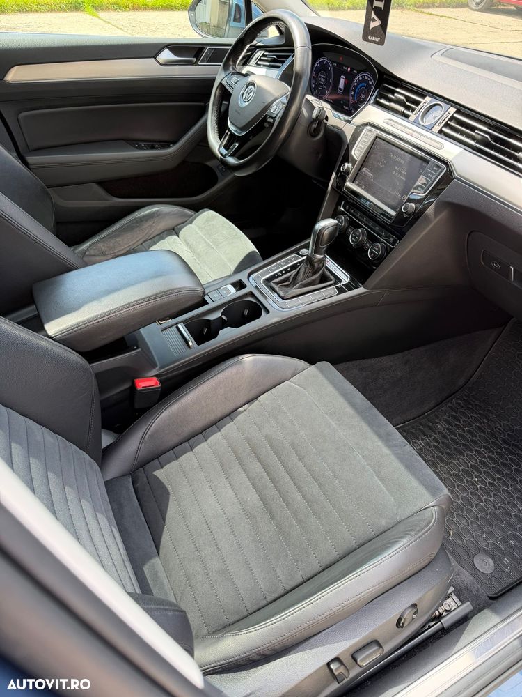 Volkswagen Passat - 13