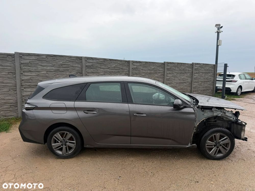 Peugeot 308 PureTech 130 EAT8 Active Pack - 24