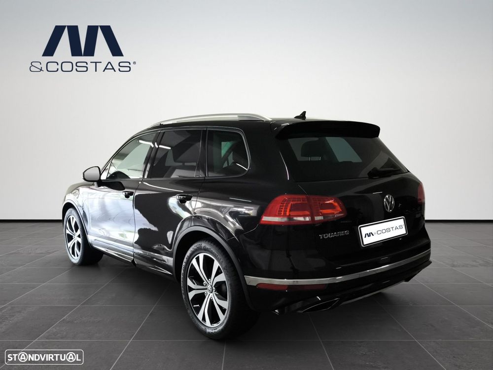 VW Touareg 3.0 TDI V6 Executive Edition - 7