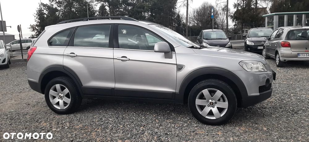 Chevrolet Captiva 2.4 2WD 7 Sitzer LS - 16