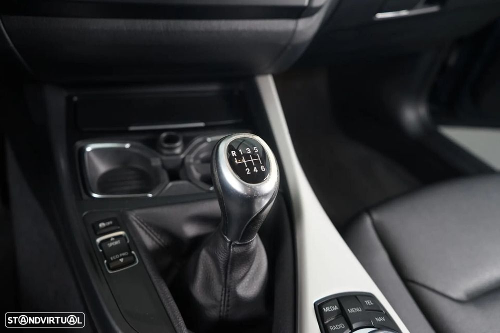 BMW 116 d EfficientDynamics Edition - 26