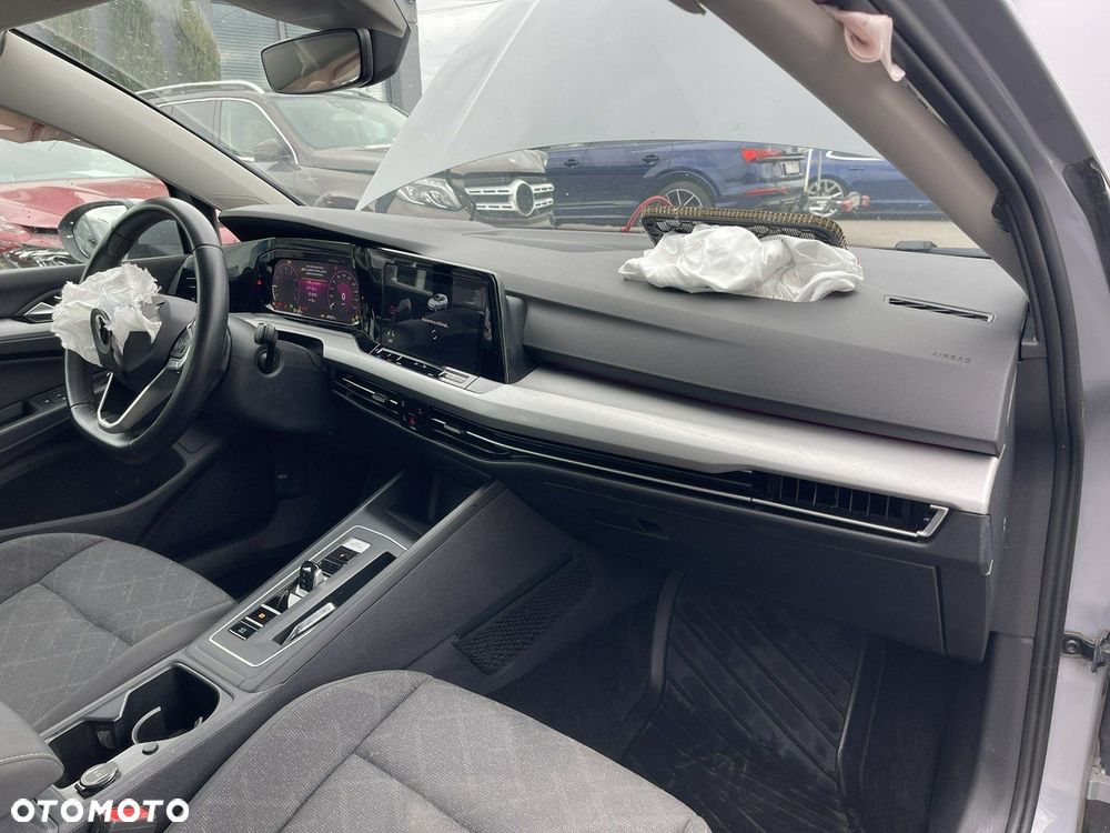 Volkswagen Golf 1.5 eTSI OPF DSG Life - 13