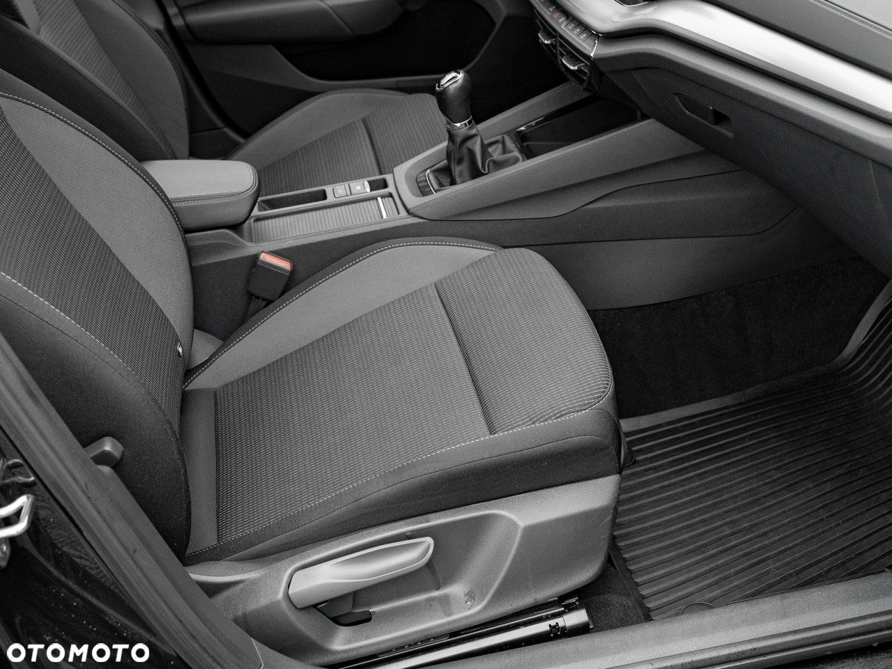 Skoda Octavia 1.5 TSI ACT Ambition - 29