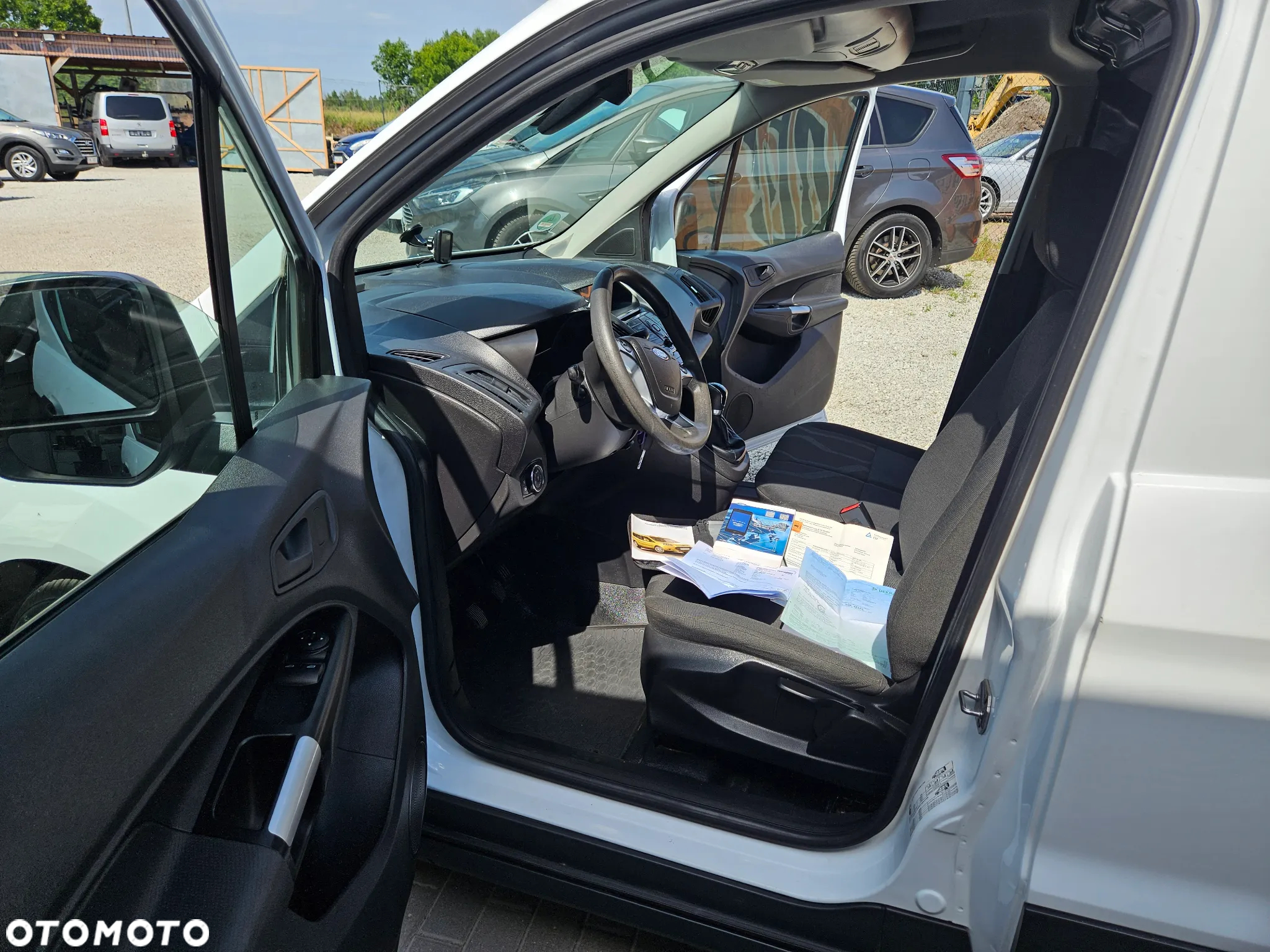 Ford Transit Connect - 15