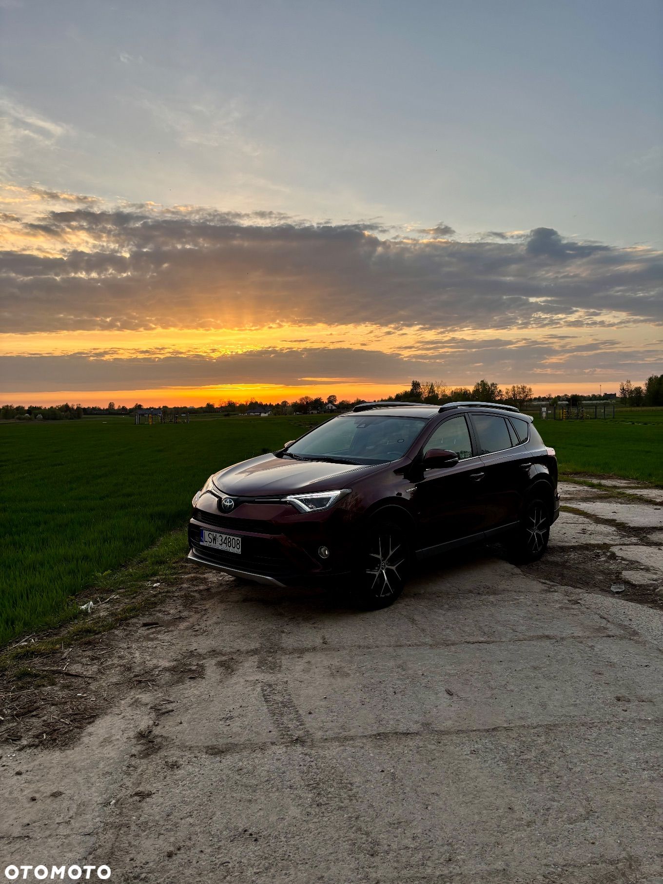 Toyota RAV4 - 1