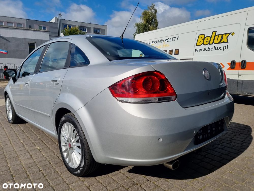 Fiat Linea 1.4 T-Jet 16V Active - 34
