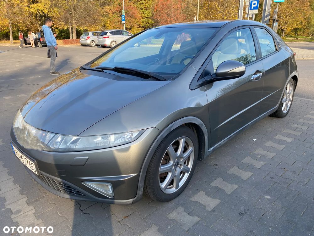 Honda Civic 1.8i-VTEC Executive - 1
