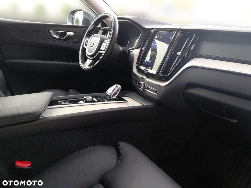 Volvo XC 60 B6 B AWD Inscription - 25