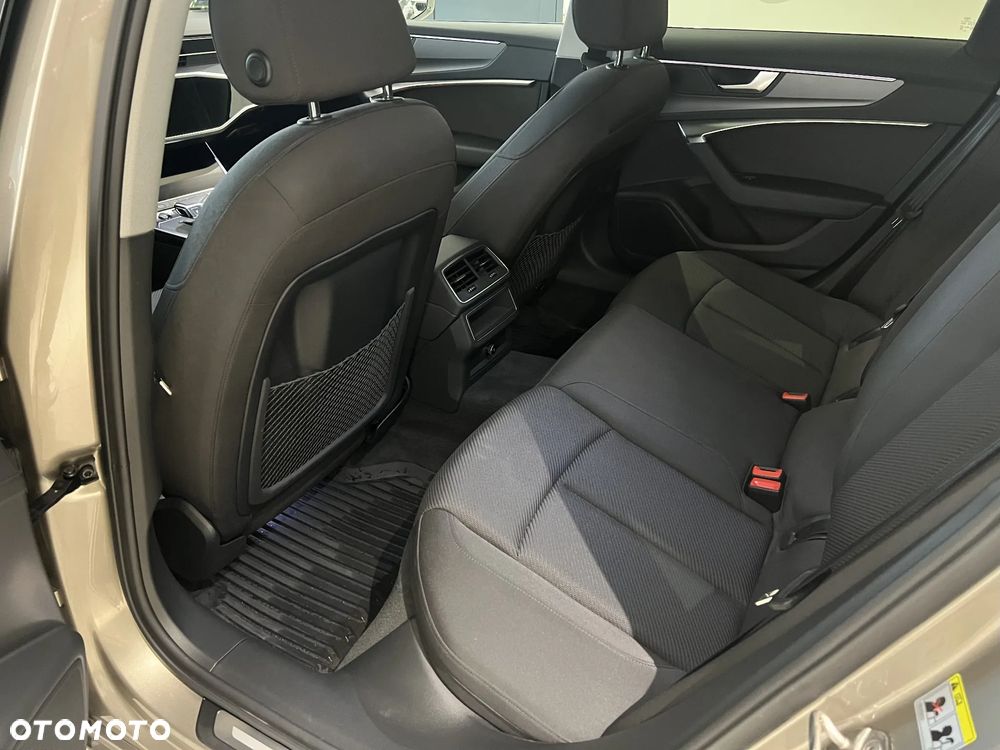 Audi A6 - 12