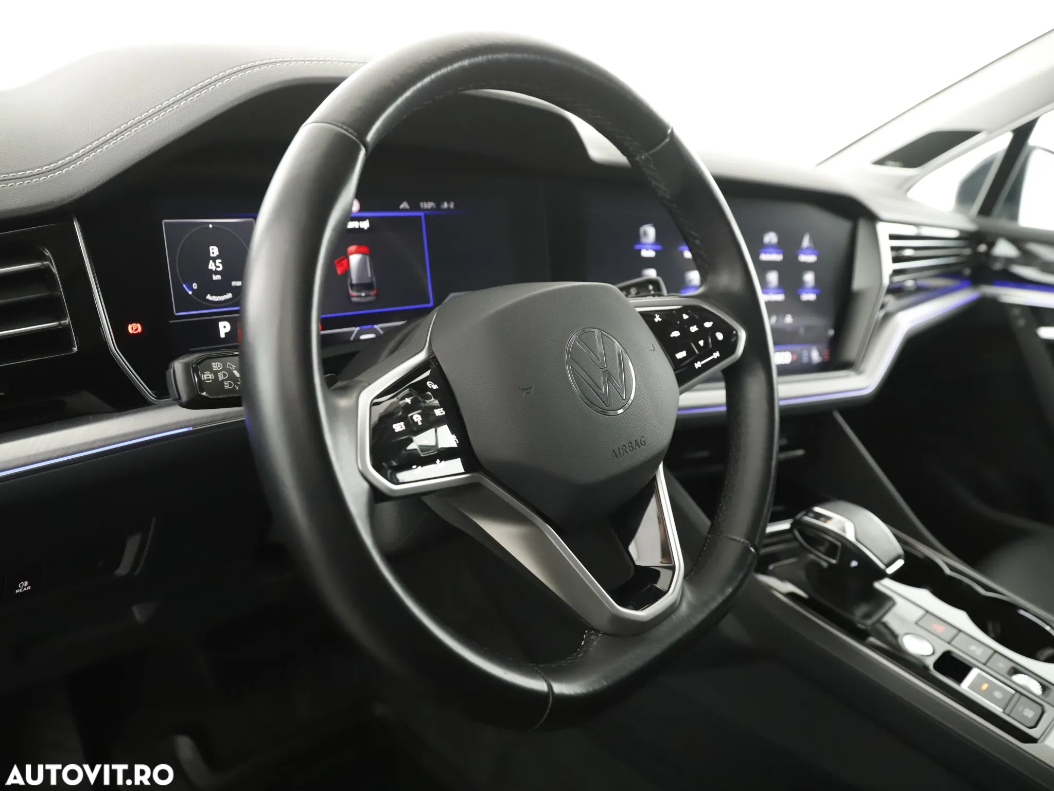 Volkswagen Touareg 3.0 V6 TDI SCR 4Motion Aut. Elegance - 12