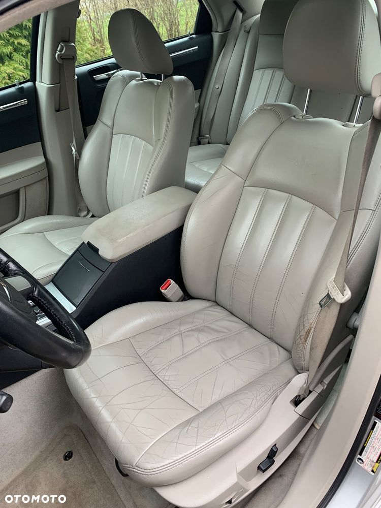 Chrysler 300C 5.7 V8 HEMI Automatik - 16