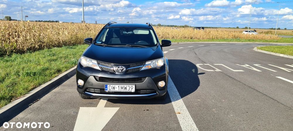 Toyota RAV4 2.0 D-4D Premium - 9