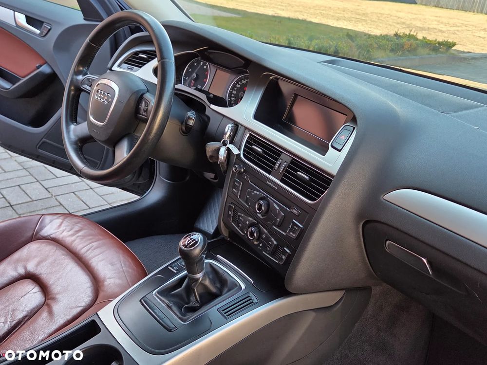 Audi A4 Avant 2.0 TFSI Ambiente - 21