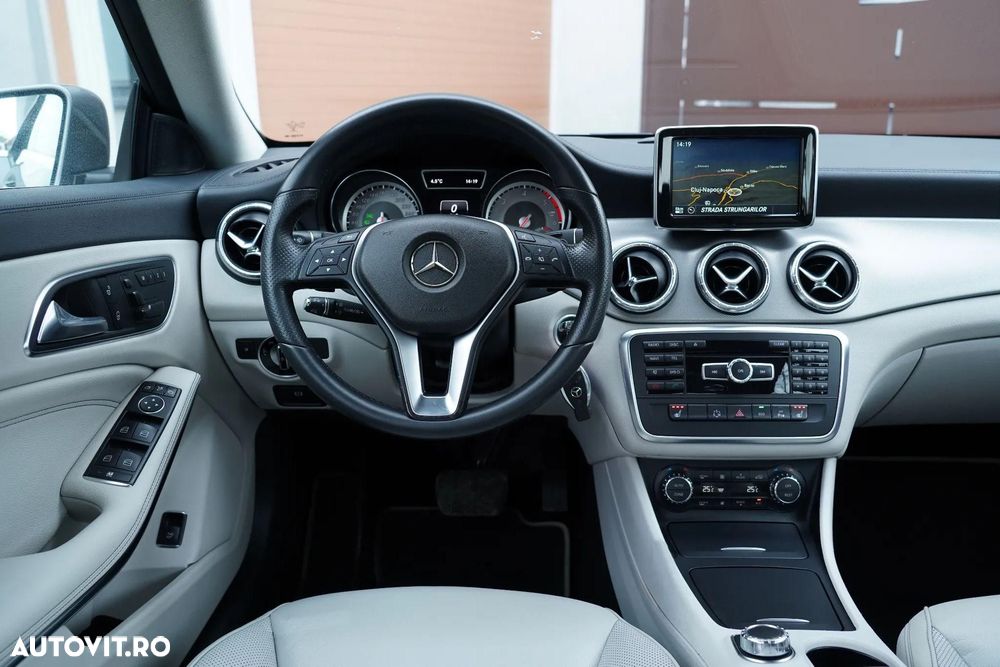 Mercedes-Benz CLA 200 CDI 7G-DCT - 13