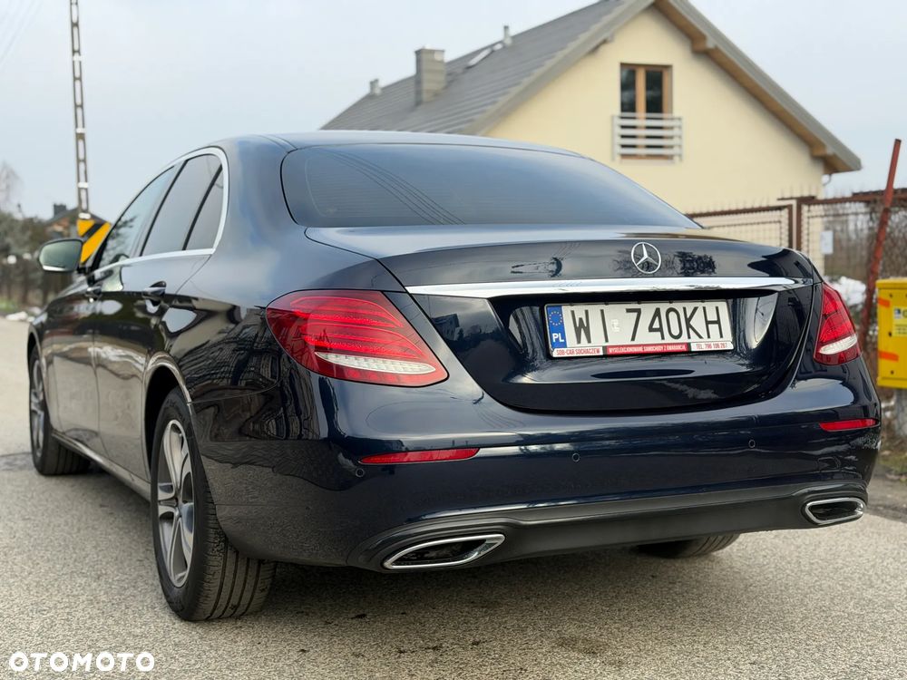 Mercedes-Benz Klasa E 220 d 4-Matic 9G-TRONIC - 6