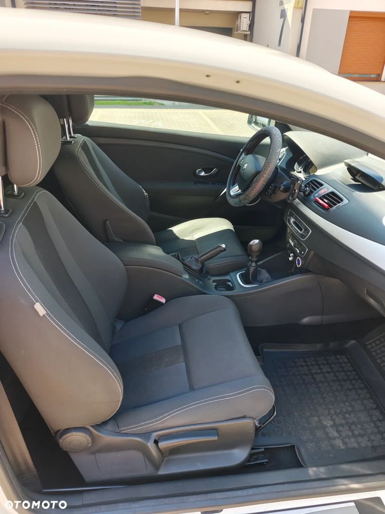 Renault Megane - 25