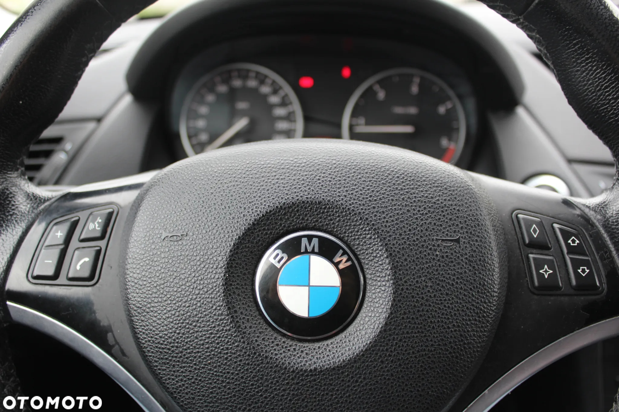 BMW X1 sDrive18d - 15