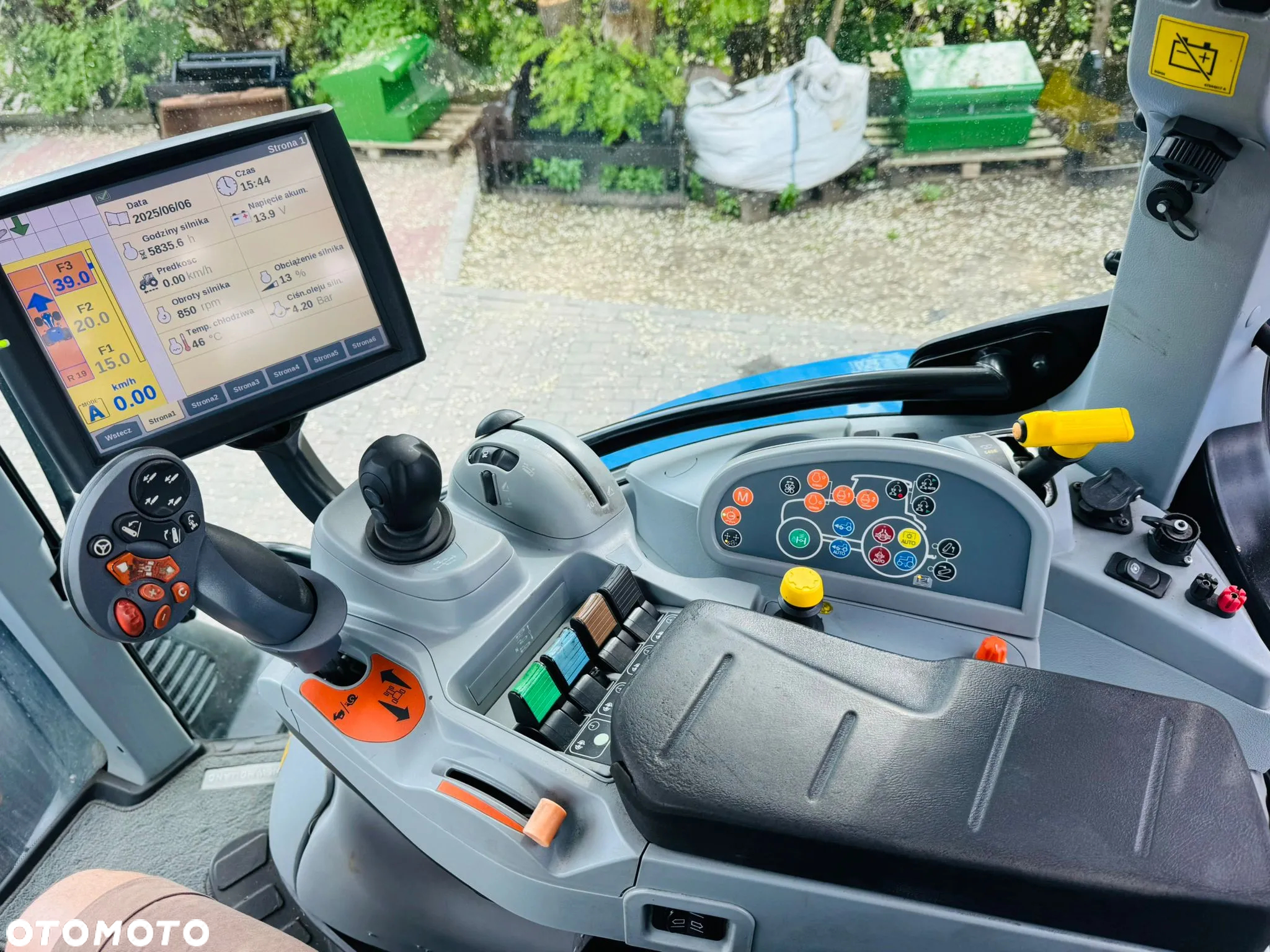 New Holland T6.175 AUTOCOMMAND - 16