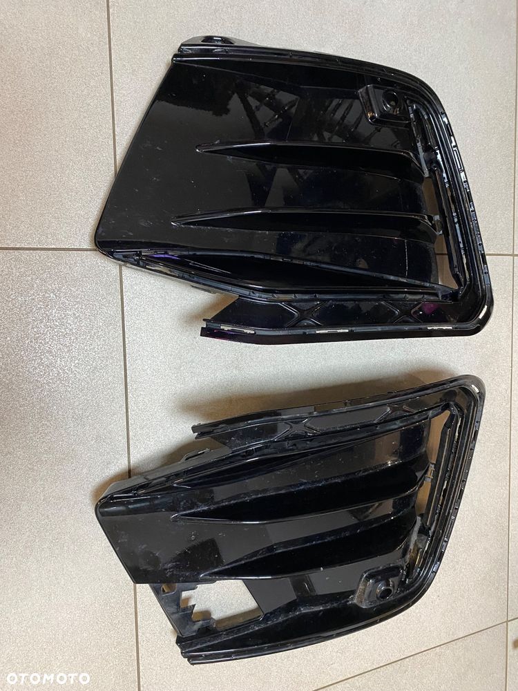 Kratka zderzaka VW Passat B9 R-line 3J0853666D/3J0853665D - 3