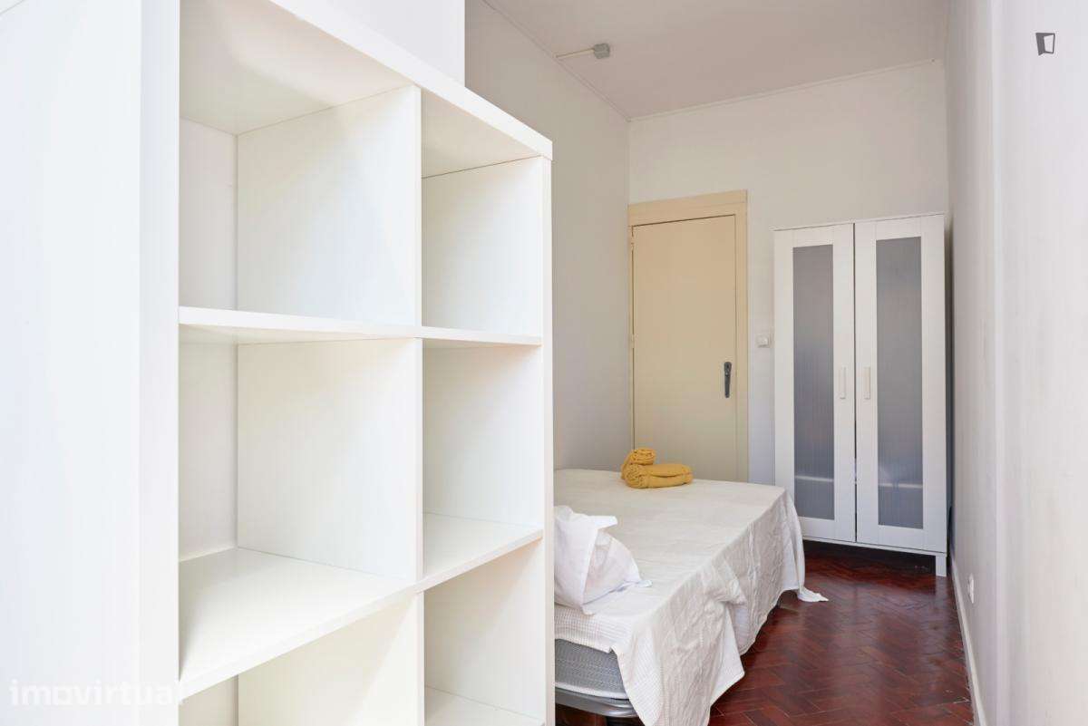 Quarto - localizado em Saldanha Lisbon - Grande imagem: 5/43