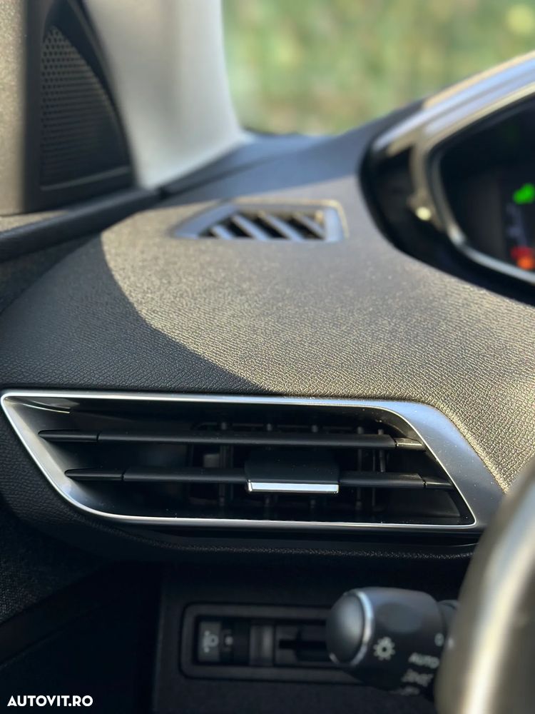 Peugeot 3008 - 30