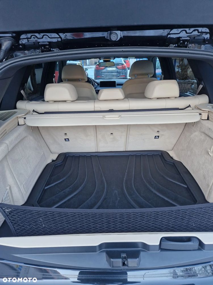 BMW X5 xDrive25d - 11