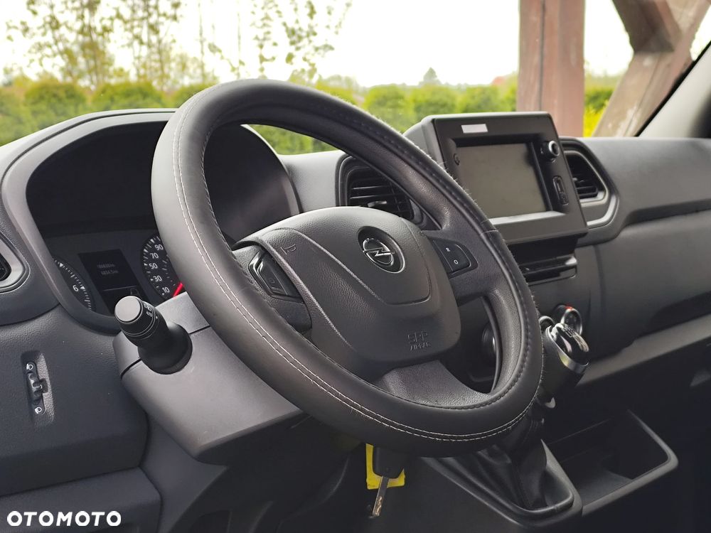 Opel Movano 2.3CDTI 135 - 10