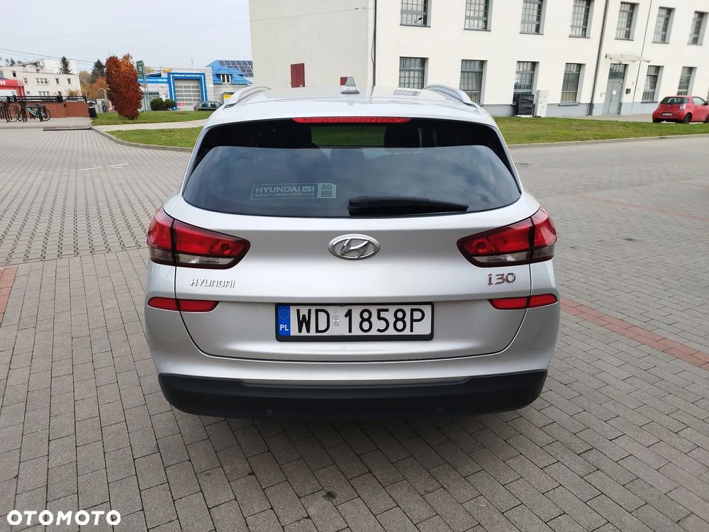 Hyundai i30 1.6 D Comfort - 7