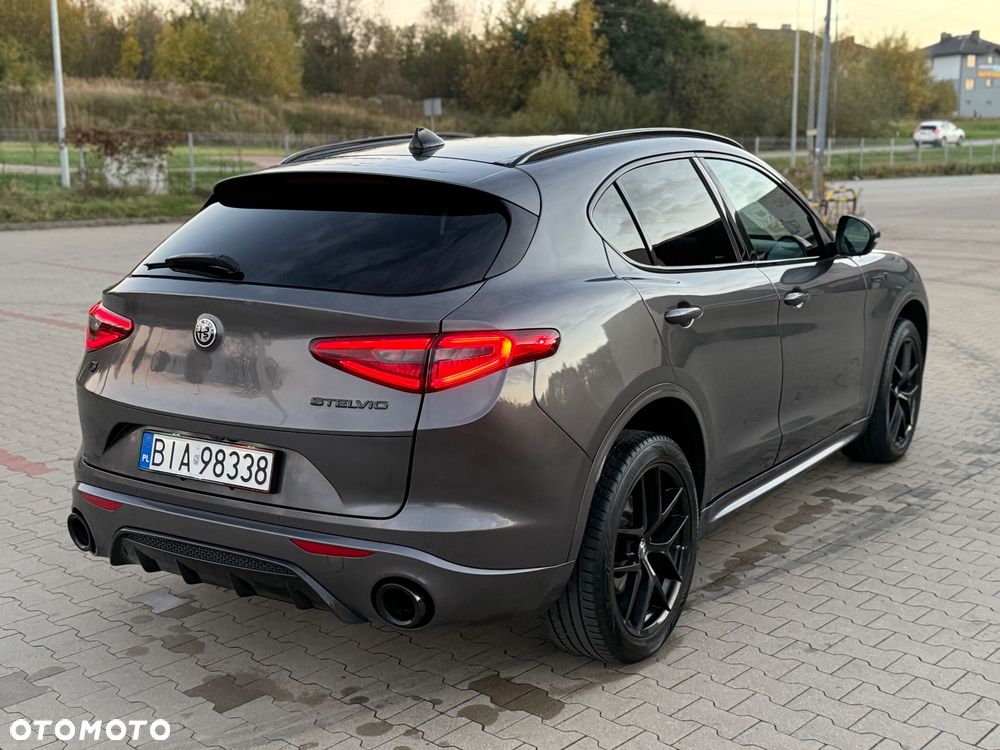 Alfa Romeo Stelvio 2.0 Turbo Veloce TI Q4 - 2
