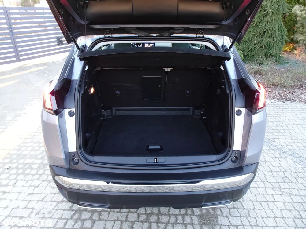 Peugeot 3008 1.5 BlueHDi Allure S&S - 11